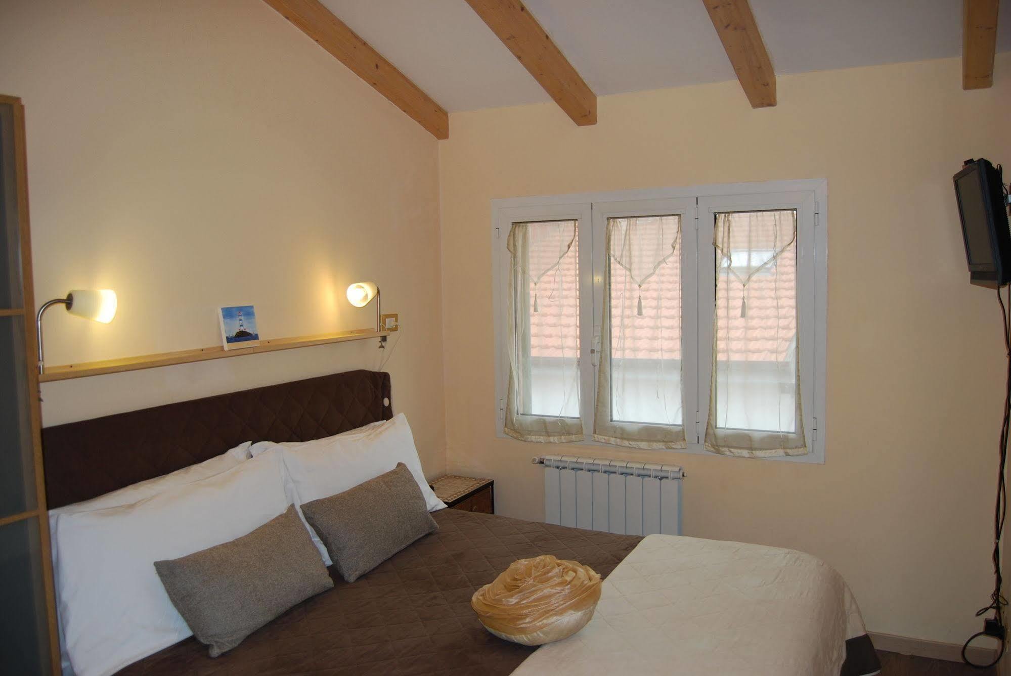 Bed & Breakfast Burlamacco Gold 5*